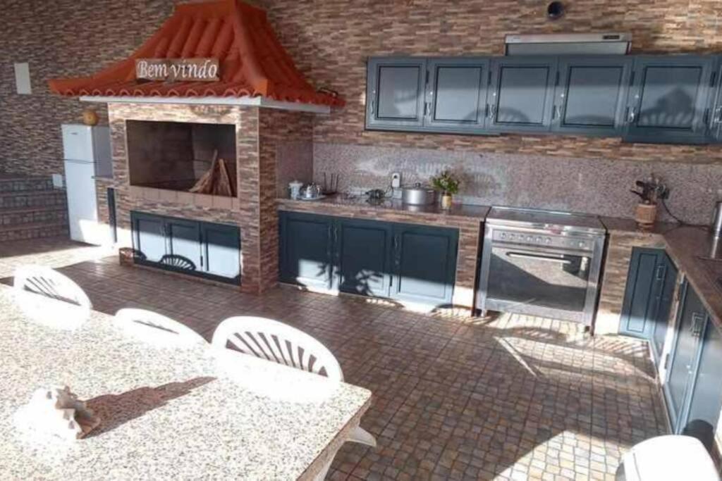 Arcos Grands Suites With Enormous And Private Pool. Arco da Calheta  Esterno foto